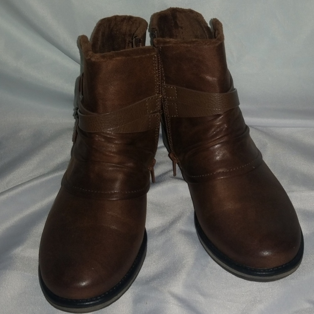 Like New Brown Ankle Boots